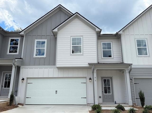 3 bedroom, 3 bathroom, 1,889 sq ft townhouse for sale at 87 Maple Trail, Dawsonville, GA 30534