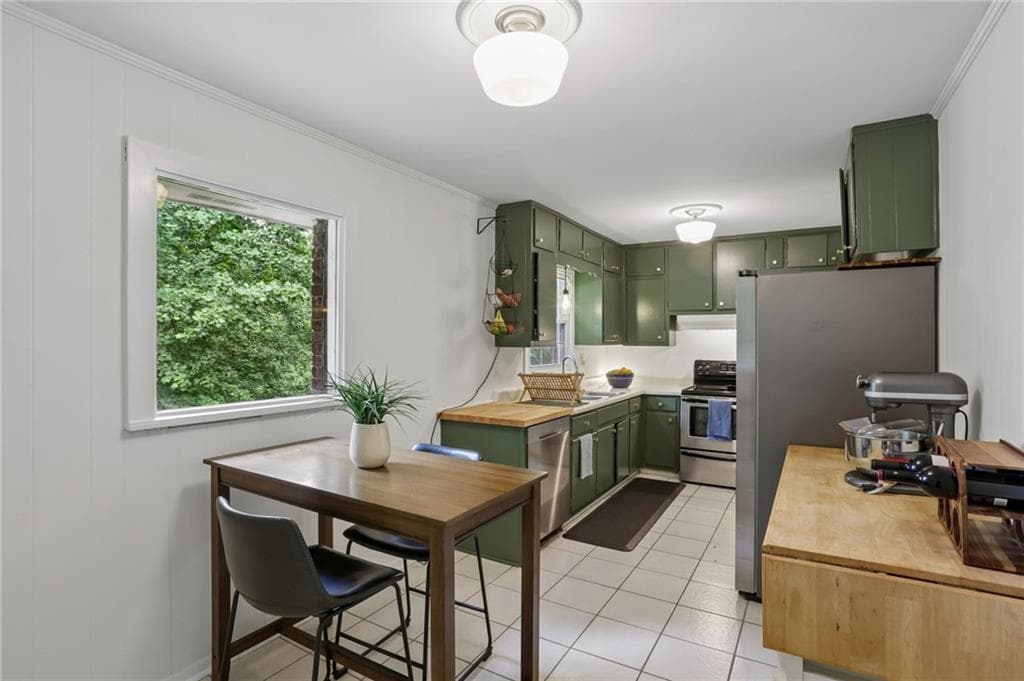 3 bedroom, 2 bathroom, 1,524 sq ft single family residence for sale at 2188 Stockbridge Drive, Atlanta, GA 30316 — photo 7