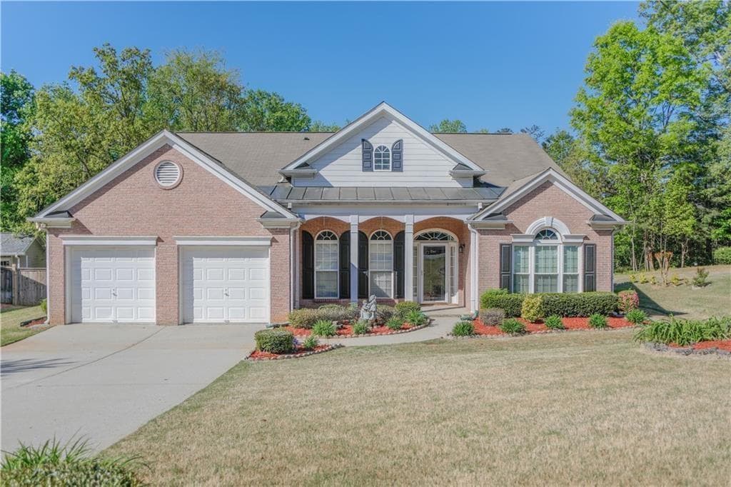 3 bedroom, 2 bathroom, 2,831 sq ft single family residence for rent at 3878 Hannahberry Place, Buford, GA 30519 for $2,600 a month — photo 1 of 18