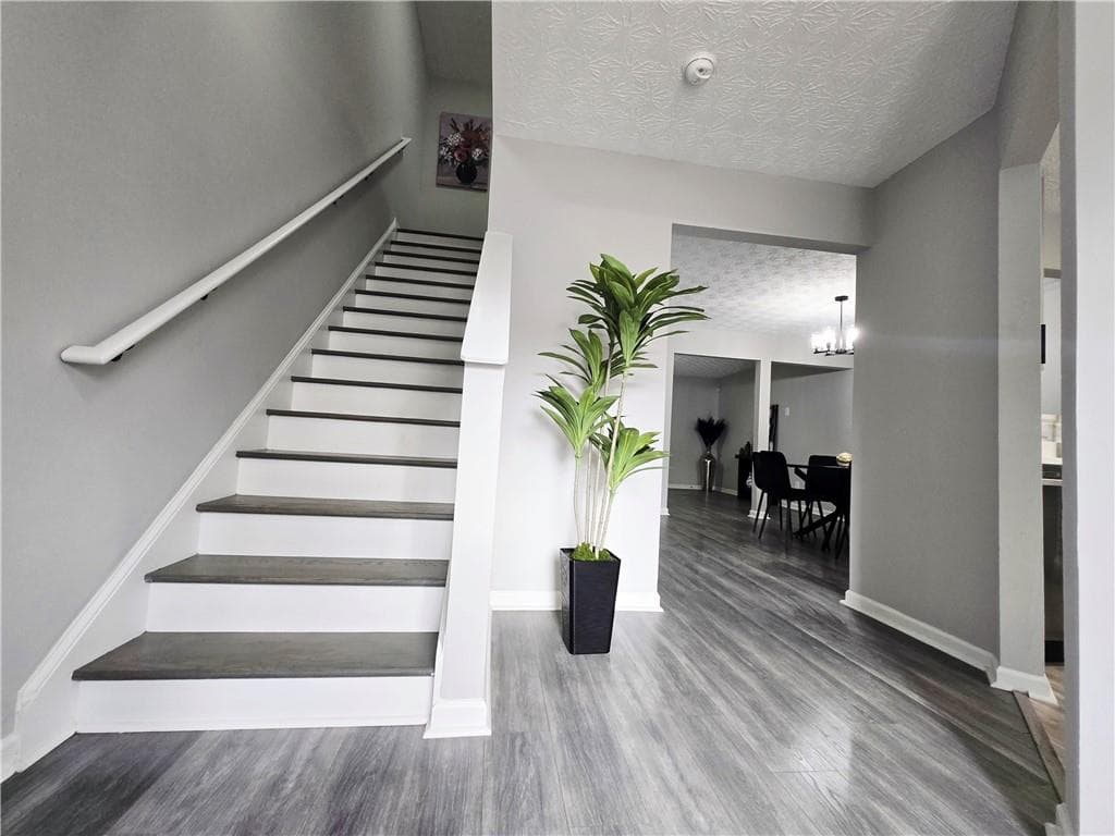 3 bedroom, 3 bathroom, 1,600 sq ft townhouse under contract at 2430 Piering Drive, Lithonia, GA 30038 — photo 5