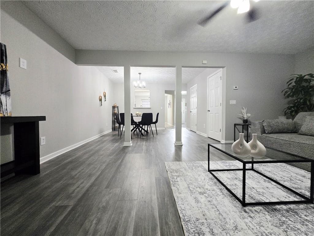 3 bedroom, 3 bathroom, 1,600 sq ft townhouse under contract at 2430 Piering Drive, Lithonia, GA 30038 — photo 8