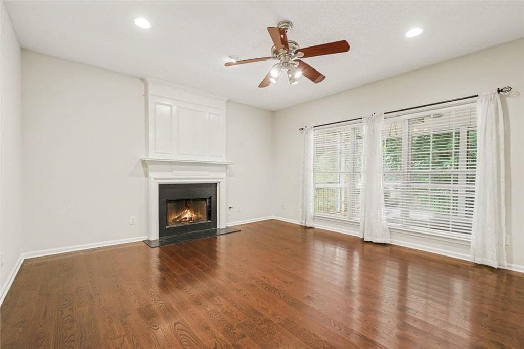 4 bedroom, 3 bathroom, 2,296 sq ft single family residence for rent at 2200 Traywick Chase, Alpharetta, GA 30004 for $3,450 a month — photo 4