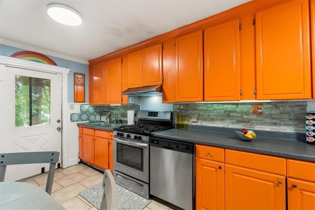 3 bedroom, 2 bathroom, 1,129 sq ft single family residence for sale at 528 Washington Avenue, Marietta, GA 30060 — photo 6