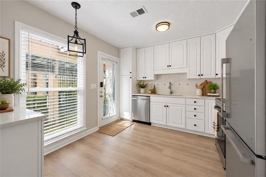 3 bedroom, 3 bathroom, 1,548 sq ft townhouse for rent at 4171 Elder Lane, Duluth, GA 30096 for $2,300 a month — photo 7