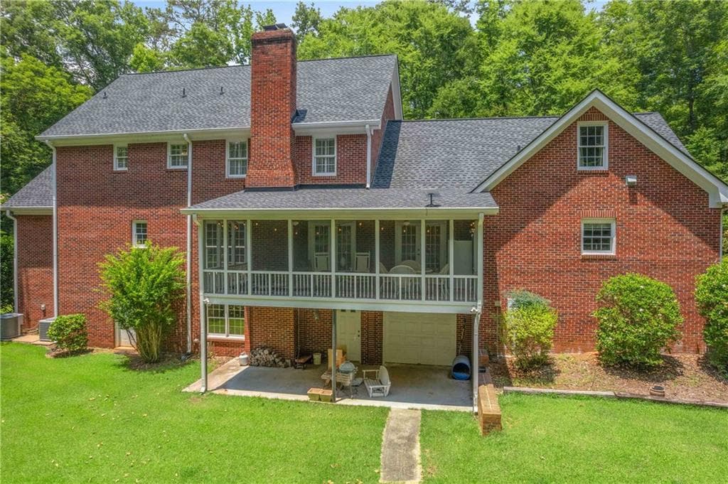 5 bedroom, 5 bathroom, 5,882 sq ft single family residence for sale at 165 River Cove Ridge, Social Circle, GA 30025 — photo 4