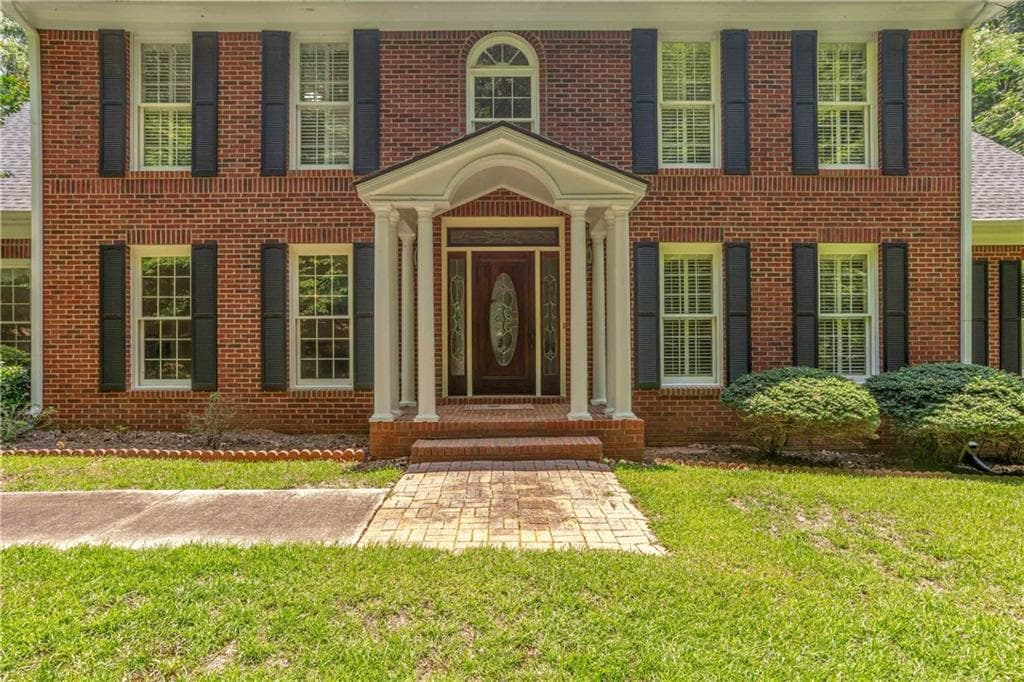 5 bedroom, 5 bathroom, 5,882 sq ft single family residence for sale at 165 River Cove Ridge, Social Circle, GA 30025 — photo 9