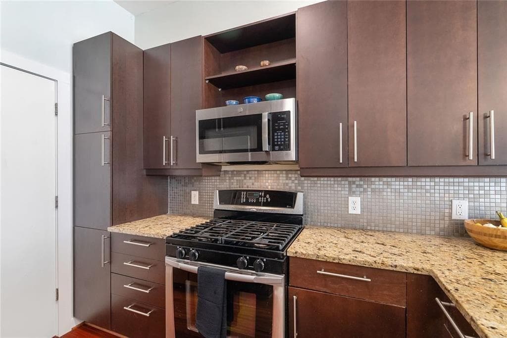 1 bedroom, 1 bathroom, 683 sq ft condominium for sale at 870 Inman Village Parkway 229, Atlanta, GA 30307 — photo 7