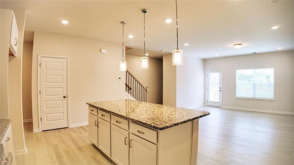 3 bedroom, 3 bathroom, 1,912 sq ft townhouse for sale at 44 Jacobs Farm 20, Lawrenceville, GA 30045 — photo 5
