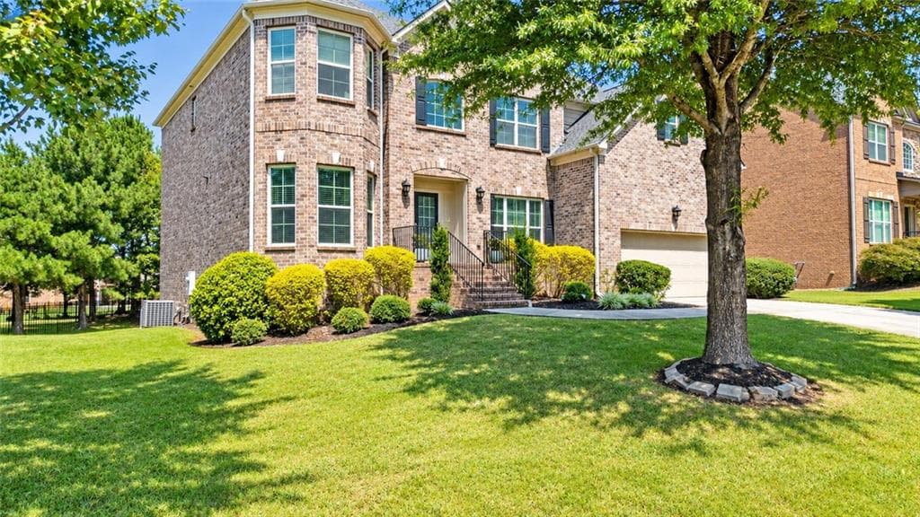 5 bedroom, 4 bathroom, 4,641 sq ft single family residence for sale at 3783 Courson Street, Marietta, GA 30066 — photo 7