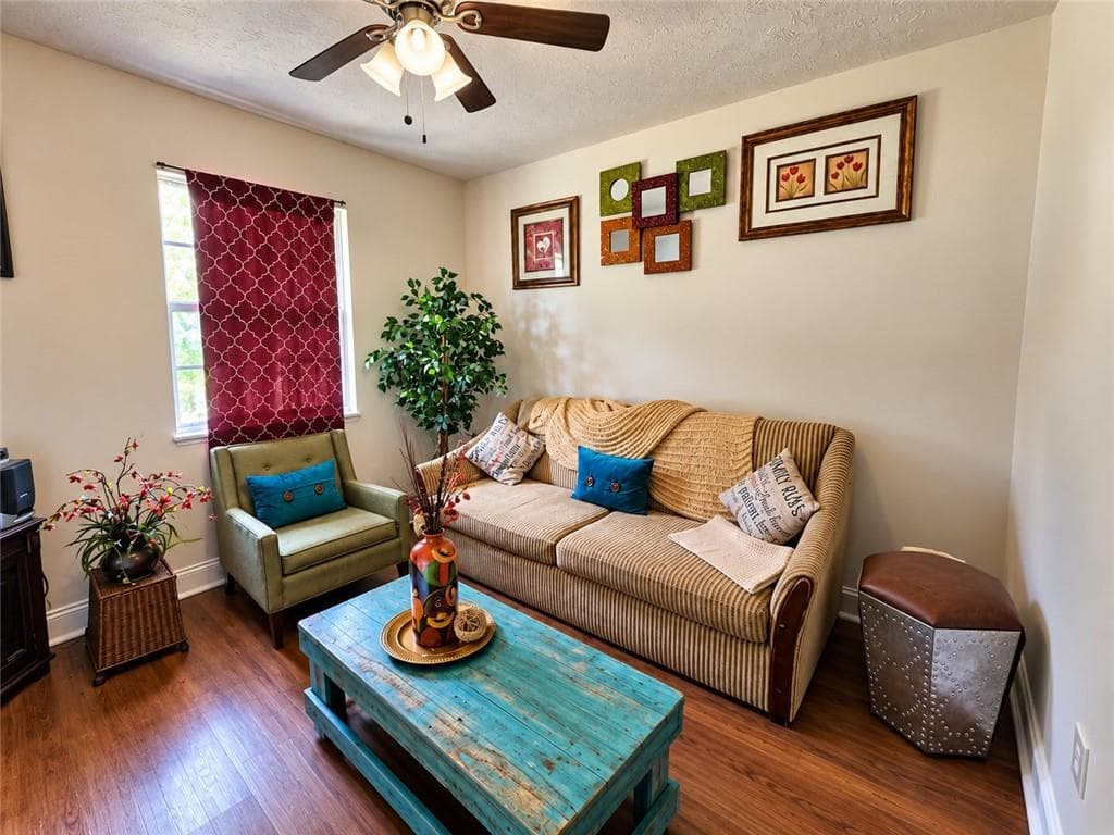 3 bedroom, 2 bathroom, 1,040 sq ft single family residence for sale at 792 Plainville Circle, Atlanta, GA 30331 — photo 7