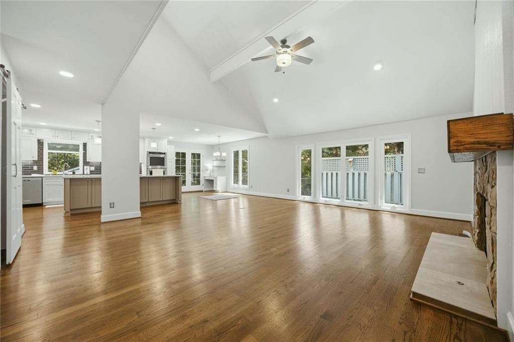 4 bedroom, 4 bathroom, 4,010 sq ft single family residence for sale at 2990 Ascot Lane, Roswell, GA 30076 — photo 4