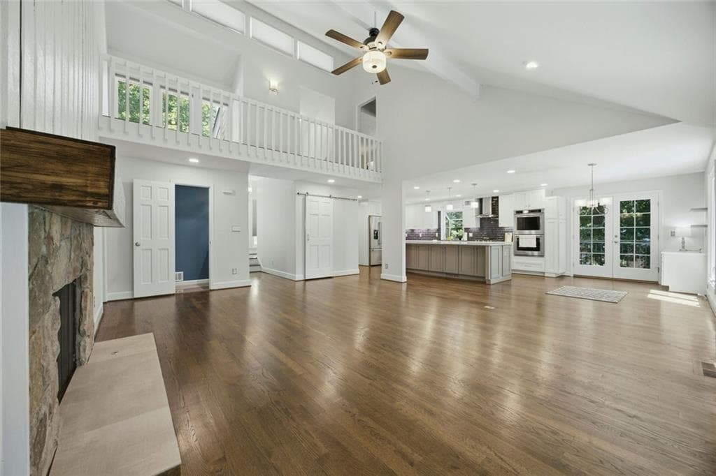 4 bedroom, 4 bathroom, 4,010 sq ft single family residence for sale at 2990 Ascot Lane, Roswell, GA 30076 — photo 6