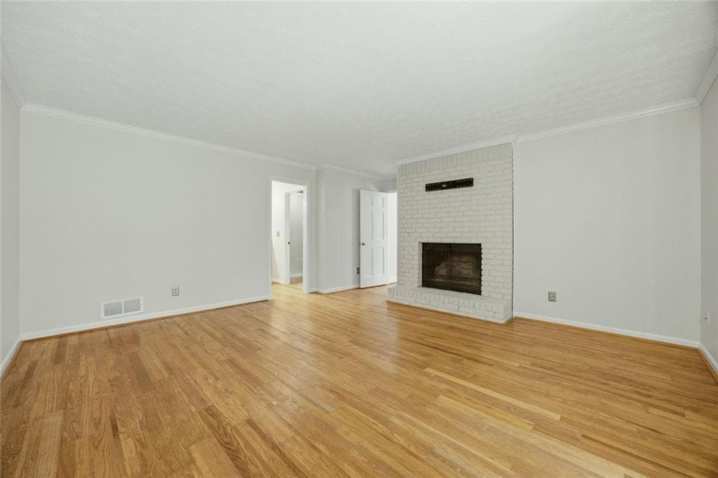 4 bedroom, 4 bathroom, 4,010 sq ft single family residence for sale at 2990 Ascot Lane, Roswell, GA 30076 — photo 9