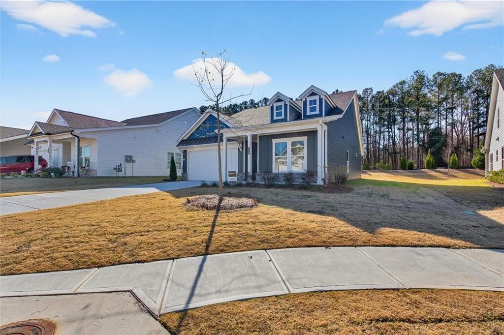 2 bedroom, 2 bathroom, 1,950 sq ft single family residence under contract at 400 Vinca Circle, Kennesaw, GA 30144 — photo 3