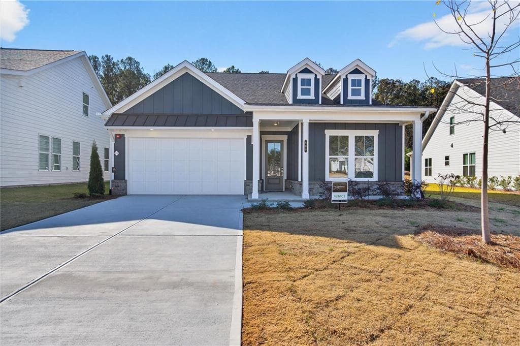 2 bedroom, 2 bathroom, 1,950 sq ft single family residence under contract at 400 Vinca Circle, Kennesaw, GA 30144 — photo 4