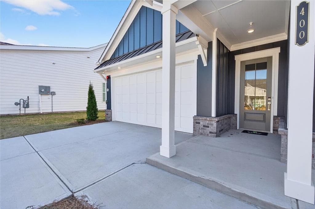 2 bedroom, 2 bathroom, 1,950 sq ft single family residence under contract at 400 Vinca Circle, Kennesaw, GA 30144 — photo 5