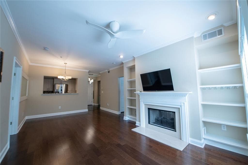 2 bedroom, 2 bathroom, 1,105 sq ft condominium for rent at 3275 NE Lenox Road 207, Atlanta, GA 30324 for $2,225 a month — photo 9