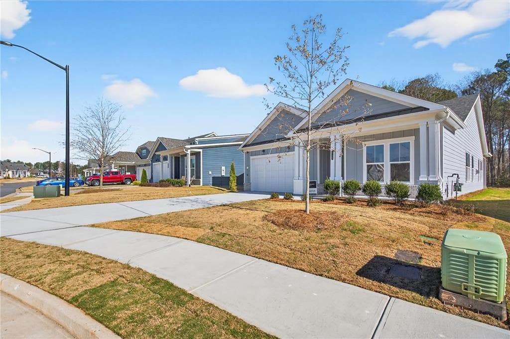 3 bedroom, 3 bathroom, 2,670 sq ft single family residence for sale at 220 Vinca Circle, Kennesaw, GA 30144 — photo 3