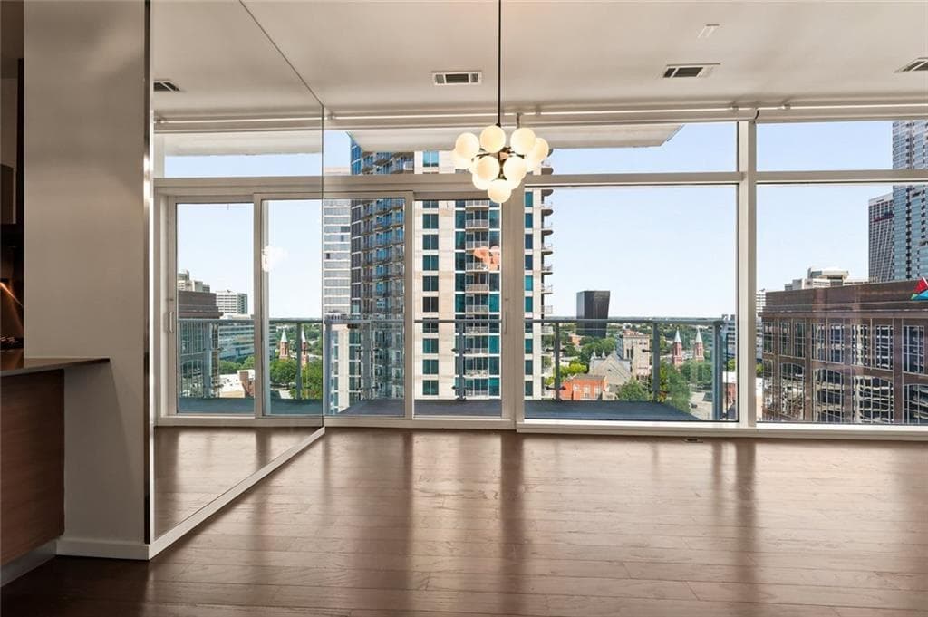 2 bedroom, 2 bathroom, 1,587 sq ft condominium for sale at 45 Ivan Allen Jr Boulevard 1808, Atlanta, GA 30308 — photo 9