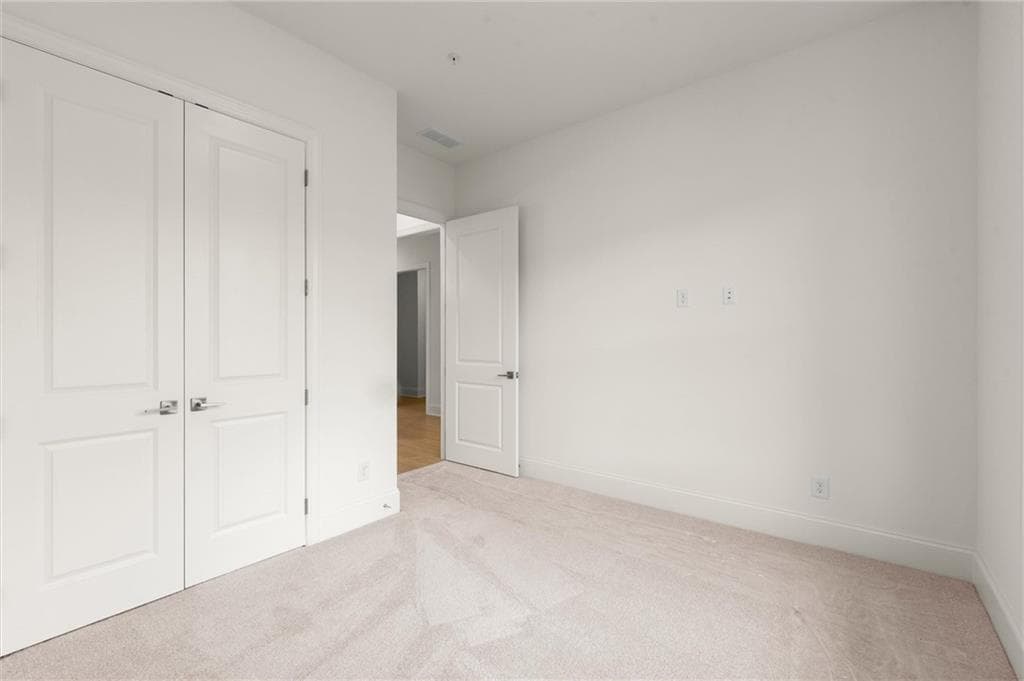 3 bedroom, 3 bathroom, 2,670 sq ft single family residence for sale at 484 Fescue Court, Kennesaw, GA 30144 — photo 7