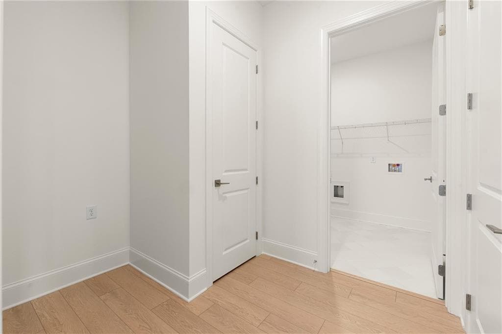 3 bedroom, 3 bathroom, 2,670 sq ft single family residence for sale at 484 Fescue Court, Kennesaw, GA 30144 — photo 8