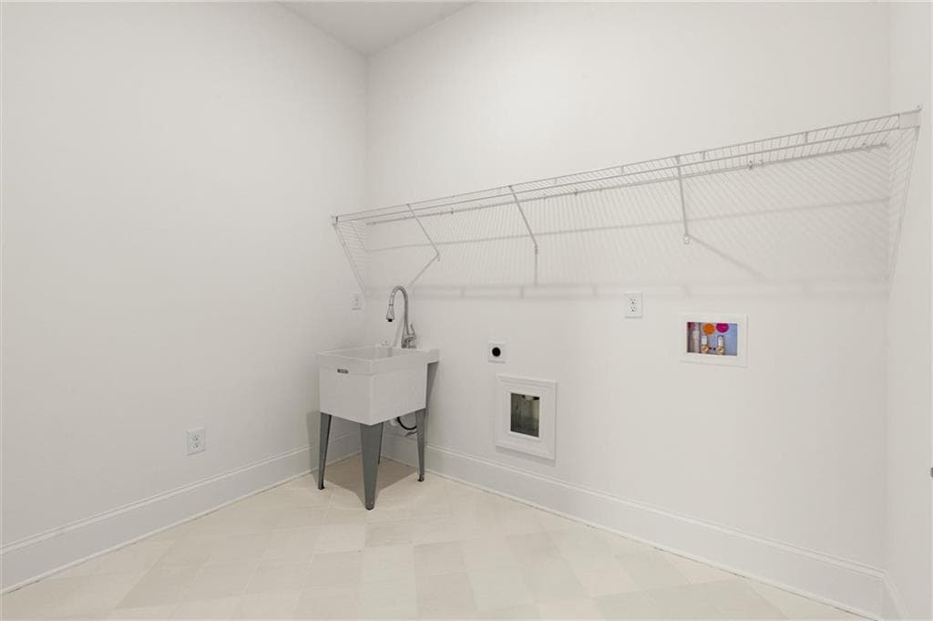 3 bedroom, 3 bathroom, 2,670 sq ft single family residence for sale at 484 Fescue Court, Kennesaw, GA 30144 — photo 9