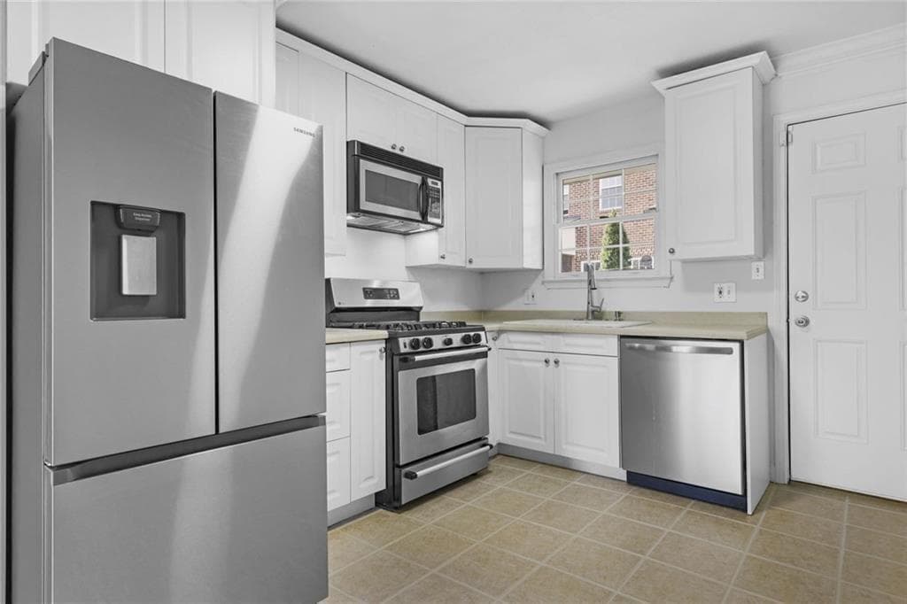 1 bedroom, 1 bathroom, 756 sq ft condominium for sale at 869 Briarcliff Road B11, Atlanta, GA 30306 — photo 7