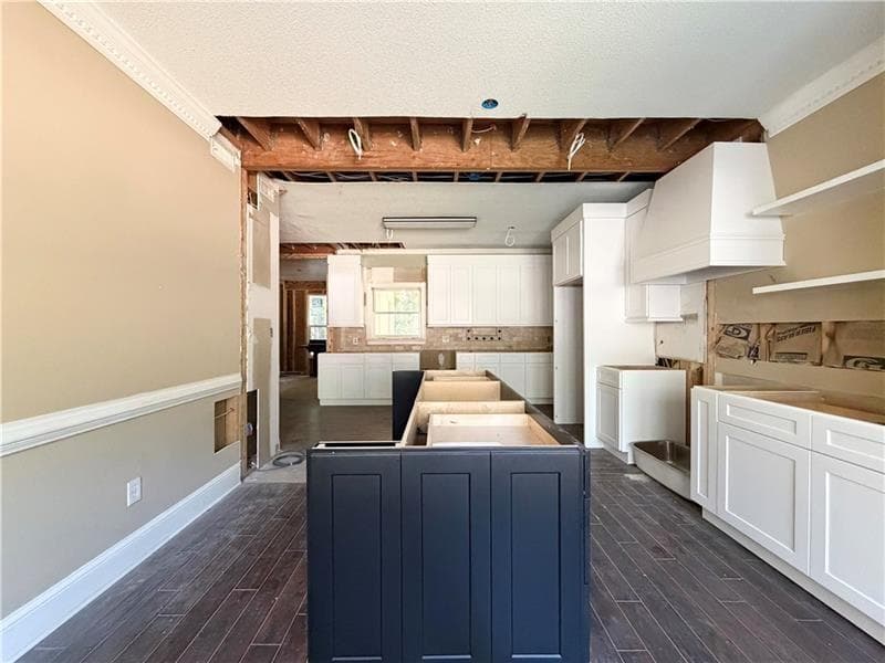 4 bedroom, 3 bathroom, 3,220 sq ft single family residence for sale at 5271 Oglethorpe Court, Powder Springs, GA 30127 — photo 10
