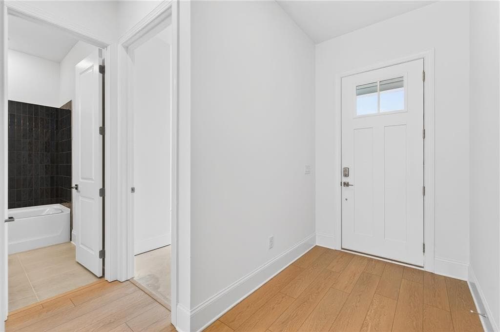 2 bedroom, 2 bathroom, 1,760 sq ft single family residence for sale at 3915 Alba Street, Kennesaw, GA 30144 — photo 8