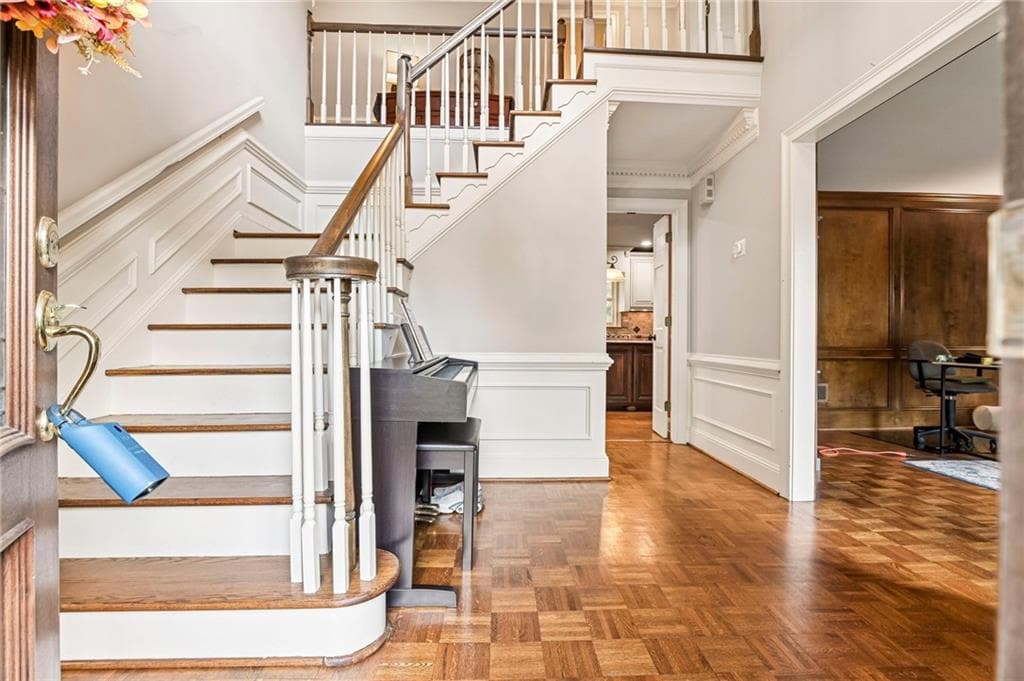 4 bedroom, 3 bathroom, 3,656 sq ft single family residence for sale at 3804 Club Forest Drive, Peachtree Corners, GA 30092 — photo 3