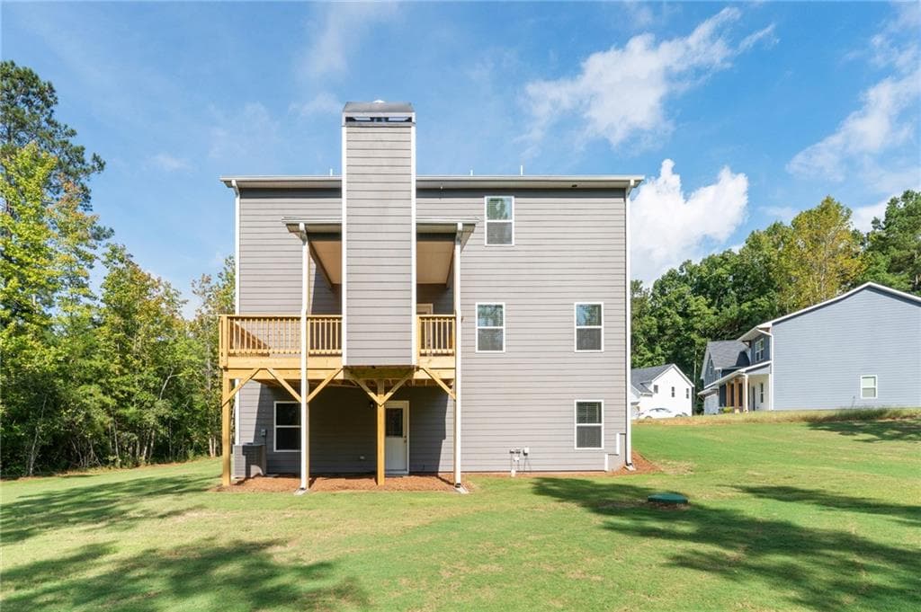 4 bedroom, 3 bathroom, 2,500 sq ft single family residence for sale at 302 HUDSON Court, Jackson, GA 30233 — photo 3