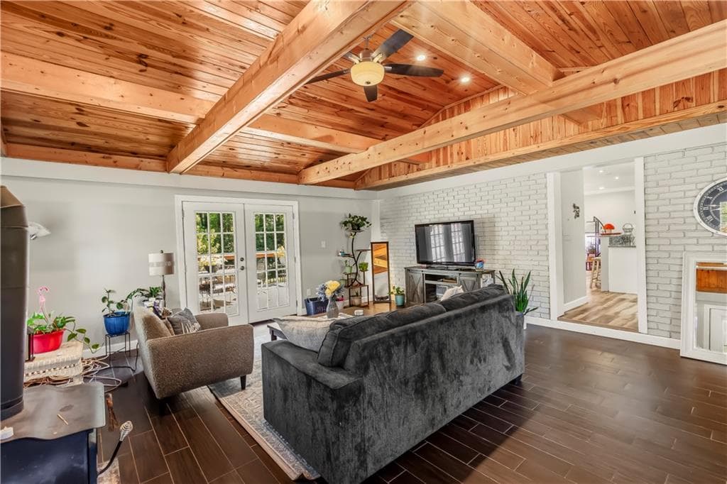 3 bedroom, 3 bathroom, 2,061 sq ft single family residence for sale at 3008 Carrie Drive, Kennesaw, GA 30144 — photo 8