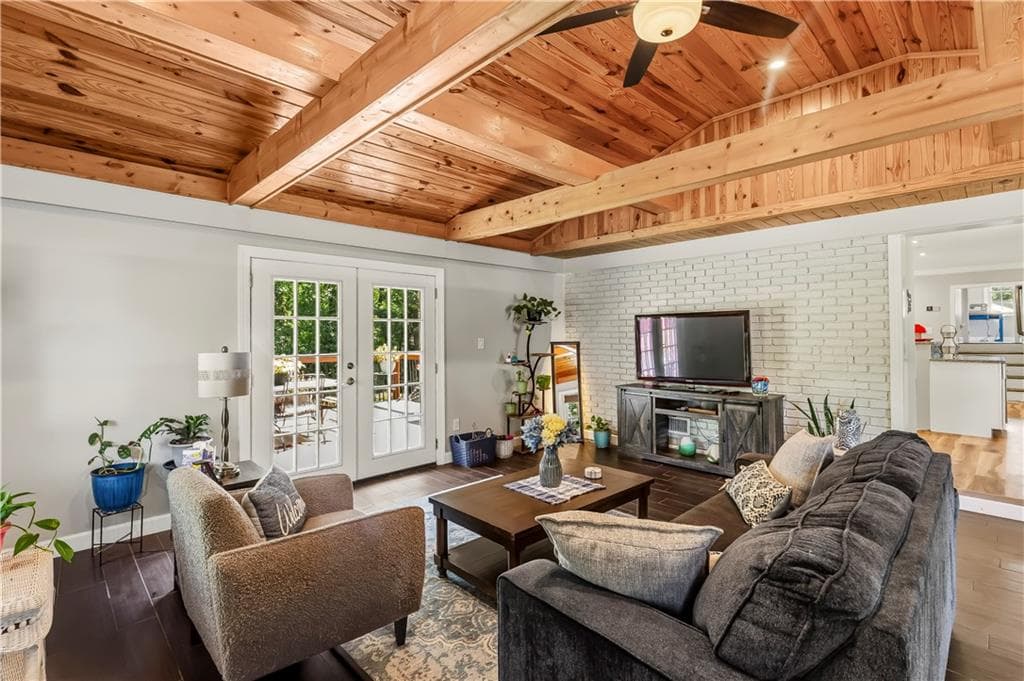 3 bedroom, 3 bathroom, 2,061 sq ft single family residence for sale at 3008 Carrie Drive, Kennesaw, GA 30144 — photo 9