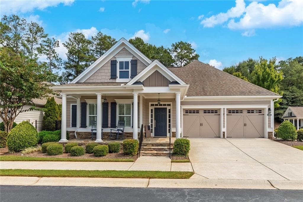 3 bedroom, 3 bathroom, 2,752 sq ft single family residence under contract at 535 Audubon Circle, Woodstock, GA 30188