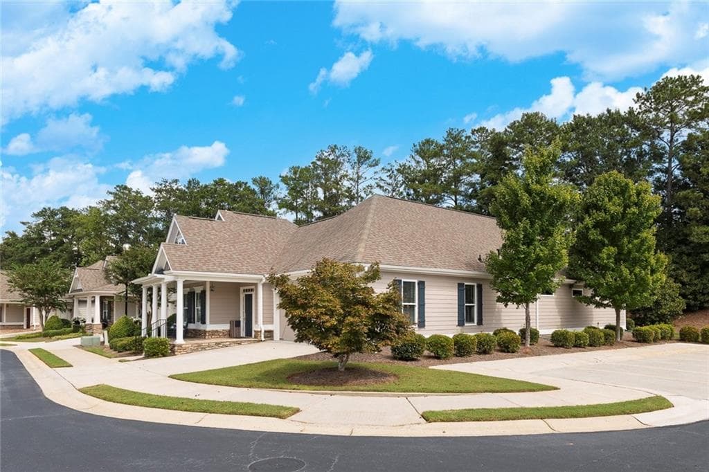 3 bedroom, 3 bathroom, 2,752 sq ft single family residence under contract at 535 Audubon Circle, Woodstock, GA 30188 — photo 4