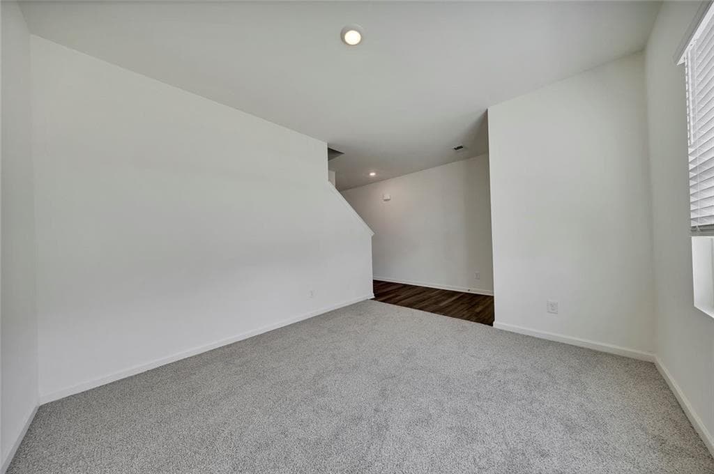 4 bedroom, 3 bathroom, 2,432 sq ft single family residence for sale at 341 San Vito Way, Cartersville, GA 30120 — photo 7