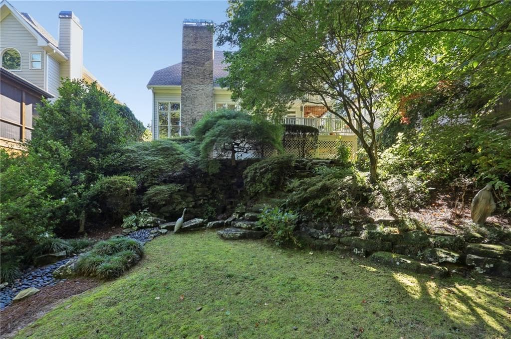 3 bedroom, 3 bathroom, 2,061 sq ft single family residence for sale at 2264 Lenox Ridge Court, Brookhaven, GA 30319 — photo 8