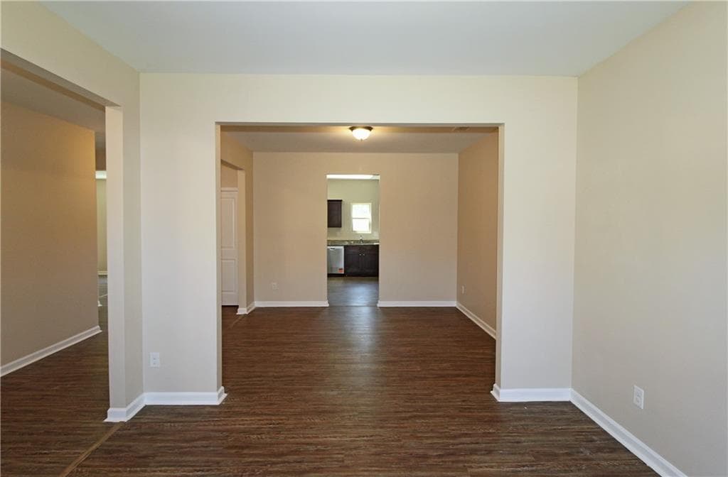 4 bedroom, 3 bathroom, 2,274 sq ft single family residence for sale at 205 Aberdeen Way, Dallas, GA 30132 — photo 4