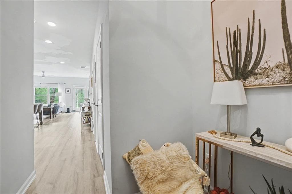 3 bedroom, 3 bathroom, 1,546 sq ft townhouse for sale at 2913 Ilir, Atlanta, GA 30318 — photo 6