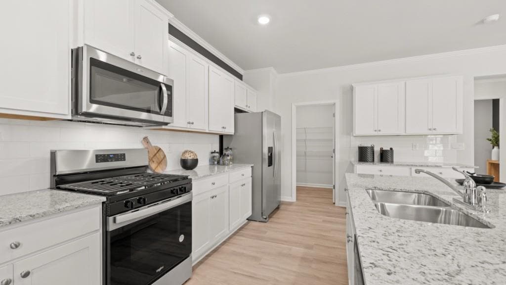 4 bedroom, 4 bathroom, 2,890 sq ft single family residence for sale at 2909 Ariel Court, Lithia Springs, GA 30122 — photo 7