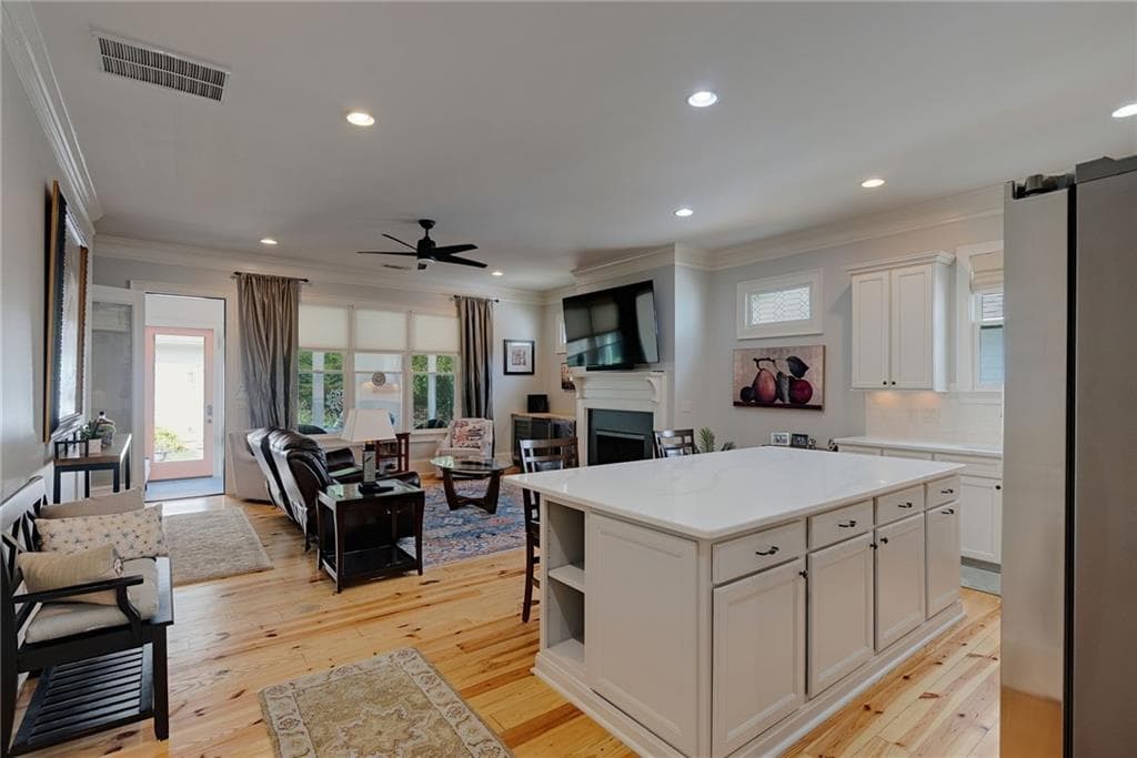 3 bedroom, 4 bathroom, 2,614 sq ft single family residence for sale at 3530 Greenleffe Drive, Statham, GA 30666 — photo 9