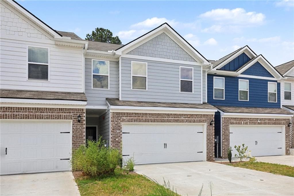 3 bedroom, 3 bathroom, 1,650 sq ft townhouse for sale at 5431 Biltmore Drive, Atlanta, GA 30349 — photo 6