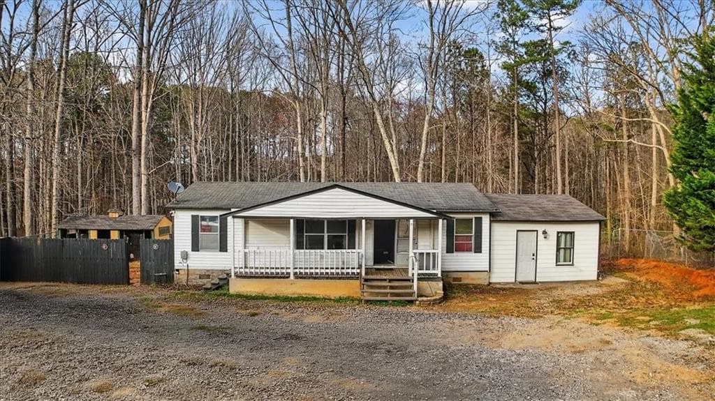 3 bedroom, 2 bathroom, 960 sq ft single family residence for sale at 323 Ball Field Road, Waleska, GA 30183 — photo 6