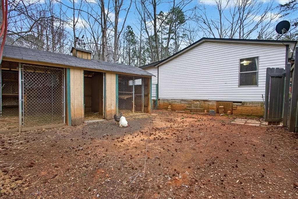 3 bedroom, 2 bathroom, 960 sq ft single family residence for sale at 323 Ball Field Road, Waleska, GA 30183 — photo 4