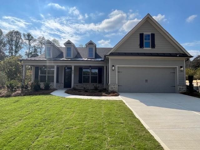 2 bedroom, 2 bathroom, 2,114 sq ft single family residence for sale at 729 Highgrove Pass, Canton, GA 30115