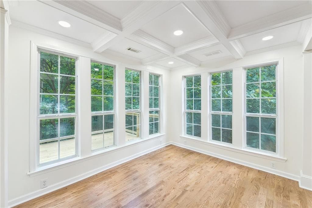 6 bedroom, 4 bathroom, 3,424 sq ft single family residence for sale at 2890 Northcliff Drive, Suwanee, GA 30024 — photo 9