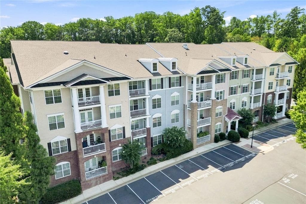 3 bedroom, 2 bathroom, 1,508 sq ft home for sale at 1955 Nocturne Drive 3201, Alpharetta, GA