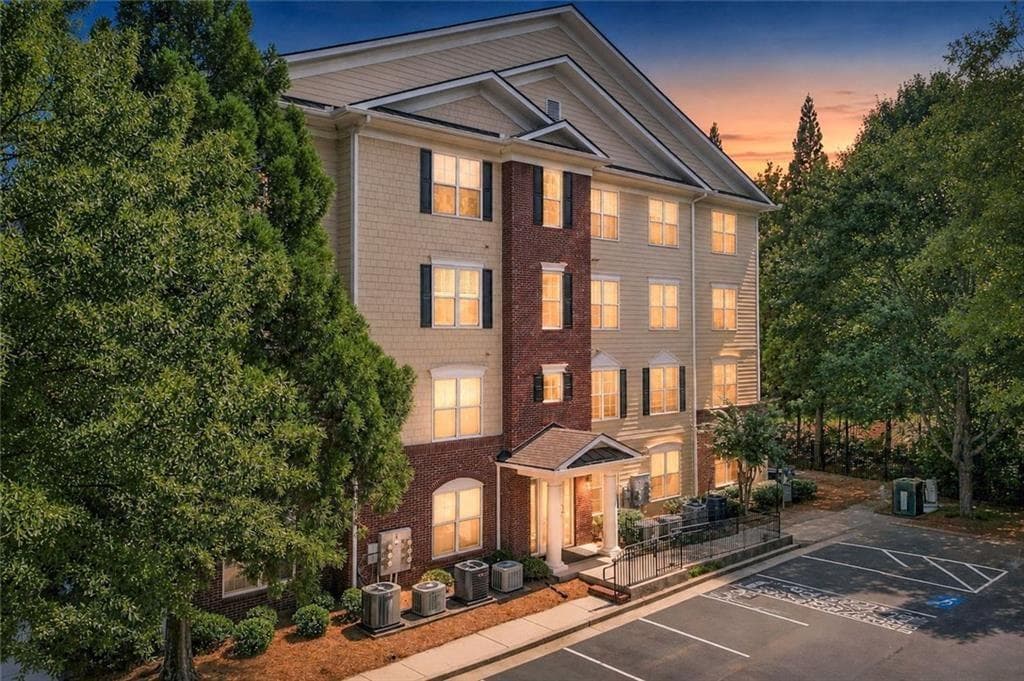 3 bedroom, 2 bathroom, 1,508 sq ft condominium for sale at 1955 Nocturne Drive 3201, Alpharetta, GA 30009 — photo 3
