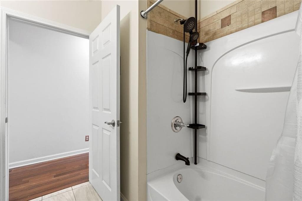 3 bedroom, 2 bathroom, 1,508 sq ft condominium for sale at 1955 Nocturne Drive 3201, Alpharetta, GA 30009 — photo 8