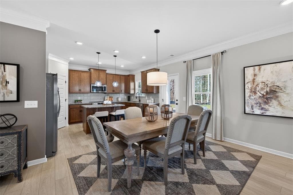 4 bedroom, 3 bathroom, 2,372 sq ft single family residence for sale at 241 Shire Loop, Calhoun, GA 30701 — photo 8